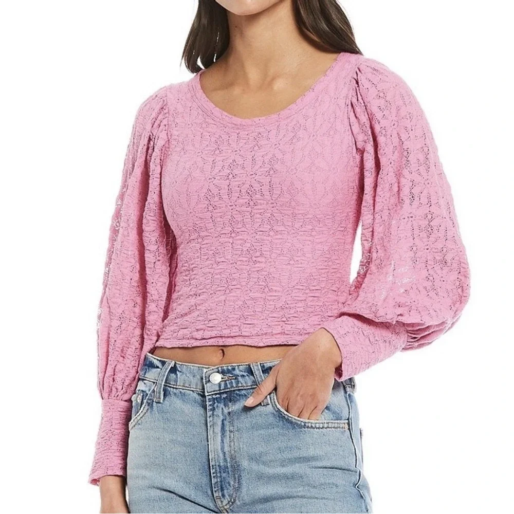 Free People Tea Time Blouse Size Large Pink Lace Open Back‎ Puff Sleeve NWT